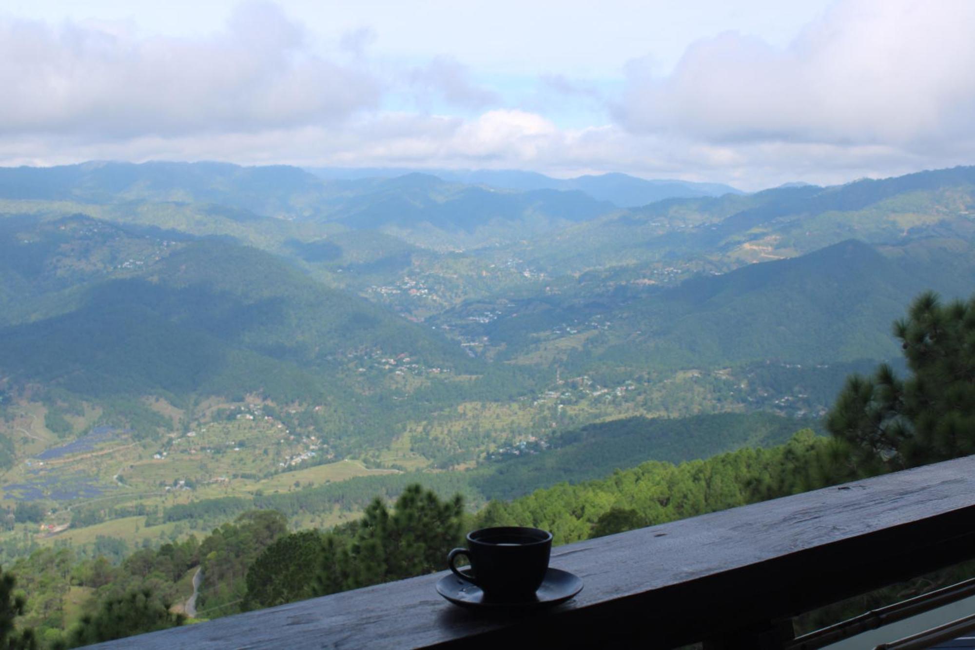 Himalayan Hobbit House Hotel Almora Kültér fotó
