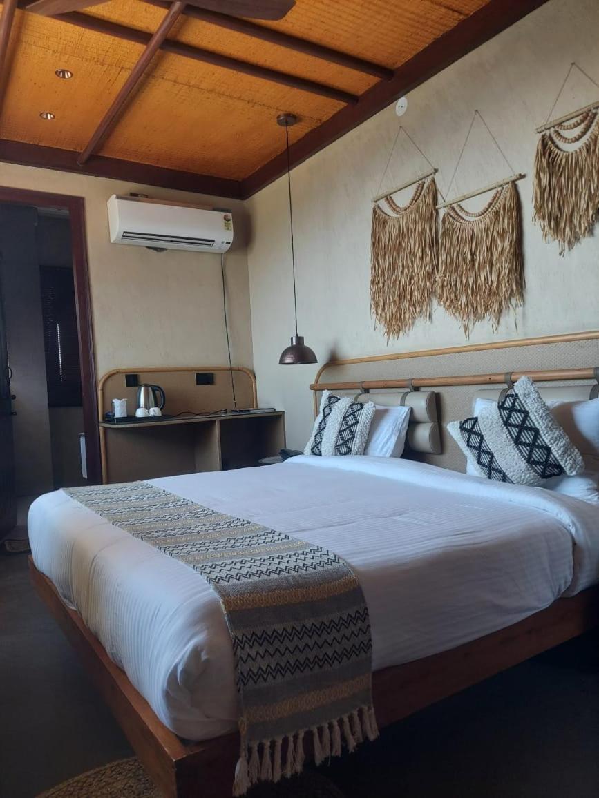 Himalayan Hobbit House Hotel Almora Kültér fotó